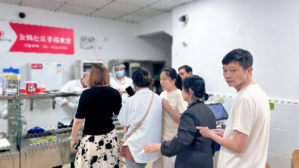 传统超市转型新范本：湖北雅斯超市“超市+餐饮”闯出逆势扩张路