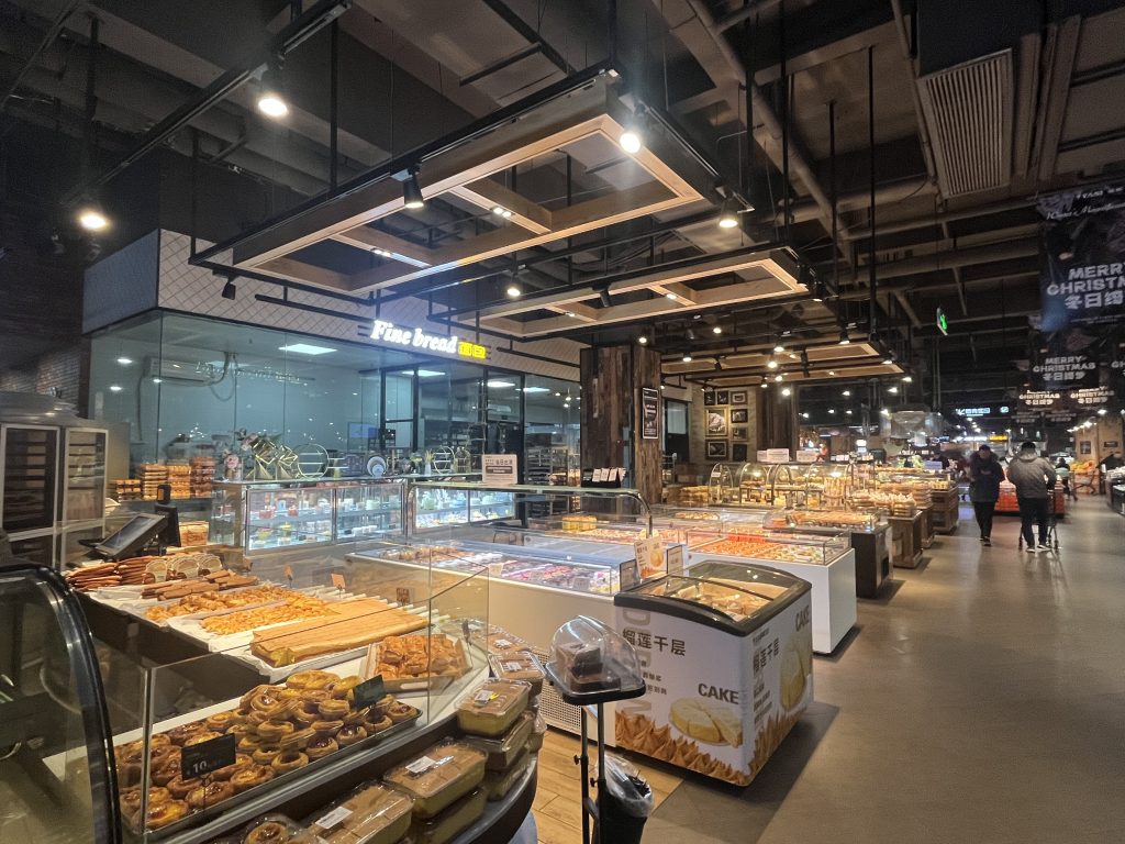 传统超市转型新范本：湖北雅斯超市“超市+餐饮”闯出逆势扩张路